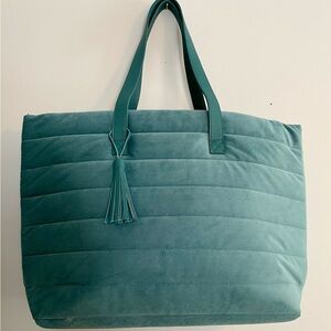 Barnes & Noble Velvet Teal Quilted Tote Bag EUC